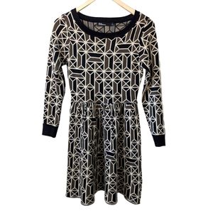 Dear Creatures  Antropologie Geometric Sweater Dress, Black Cream color, size S